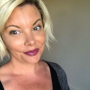 Meet your Posher, Stacia